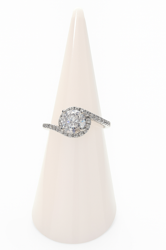 Adjustable Zircon Halo Engagement Ring